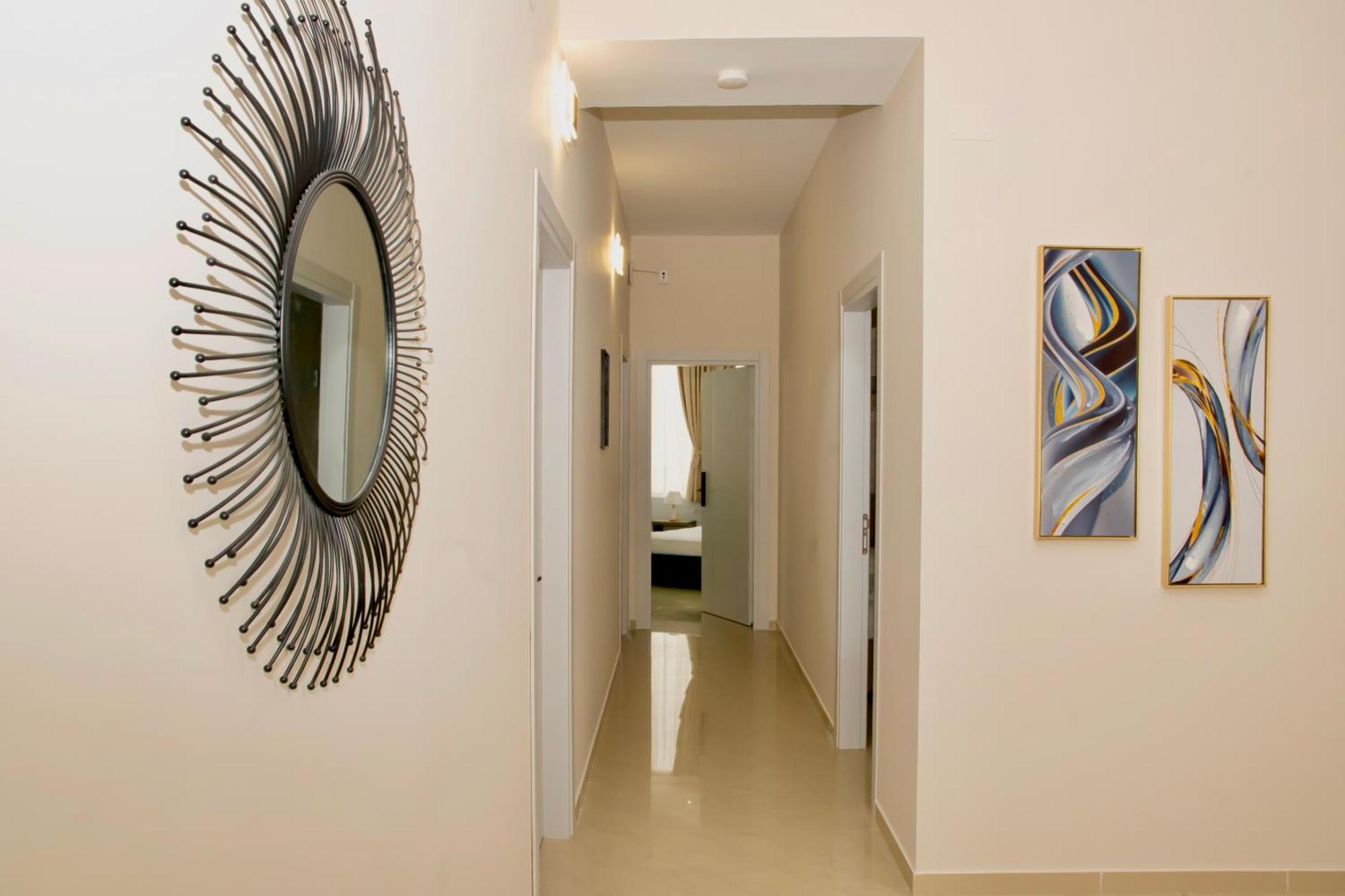 Alv Rent Rooms Vlore Bagian luar foto