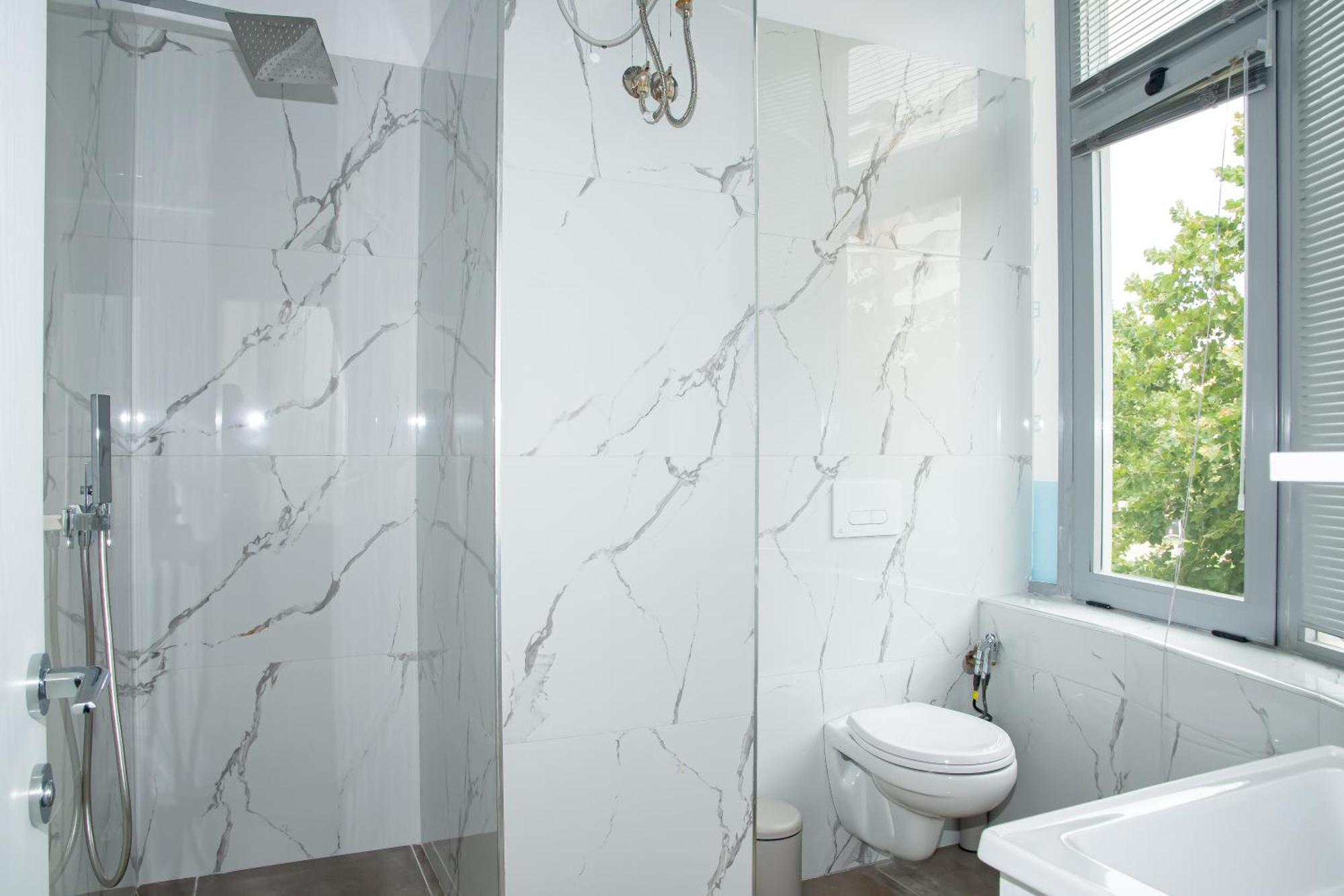 Alv Rent Rooms Vlore Bagian luar foto